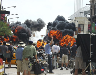 Illustration for article titled The Avengers set photos